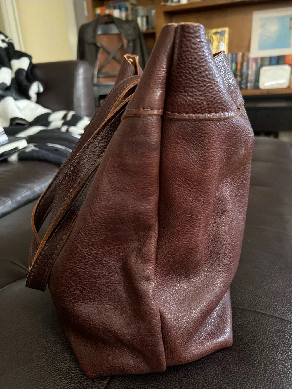 Portland Leather Montana Tote in Cold Brew - Picture 4 of 10